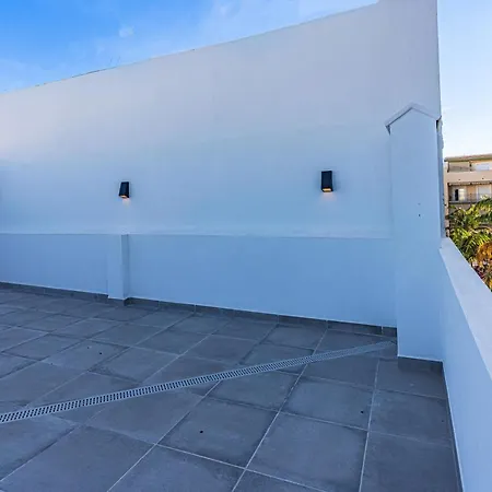 Acogedor En Centro By Rent Me * Estepona