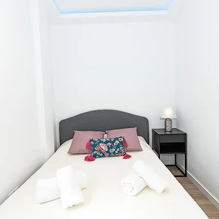 Lägenhet Acogedor En Centro By Rent Me *