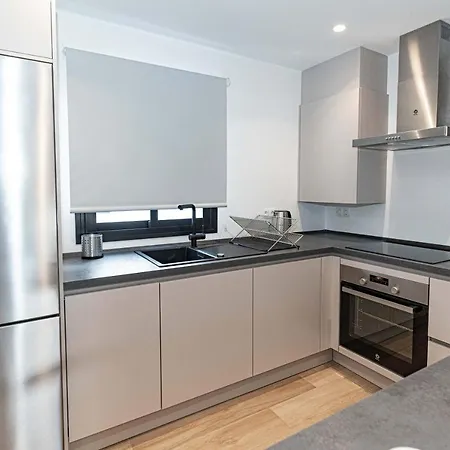 Acogedor En Centro By Rent Me * Estepona