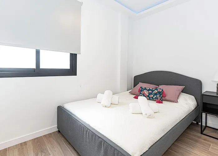 Acogedor En Centro By Rent Me * Estepona