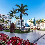 Acogedor En Centro By Rent Me 아파트 *