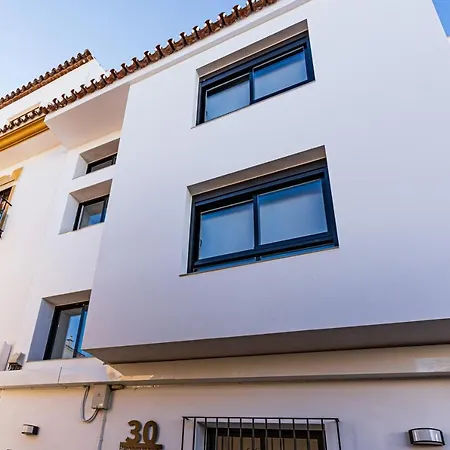 Acogedor En Centro By Rent Me * Estepona