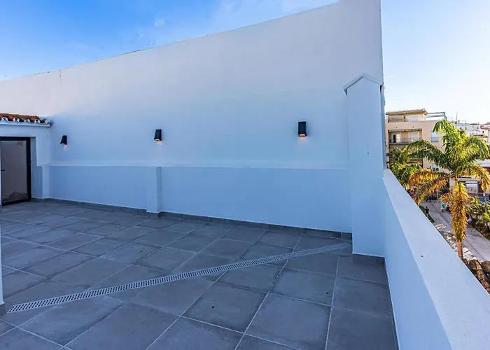 Acogedor En Centro By Rent Me * Estepona