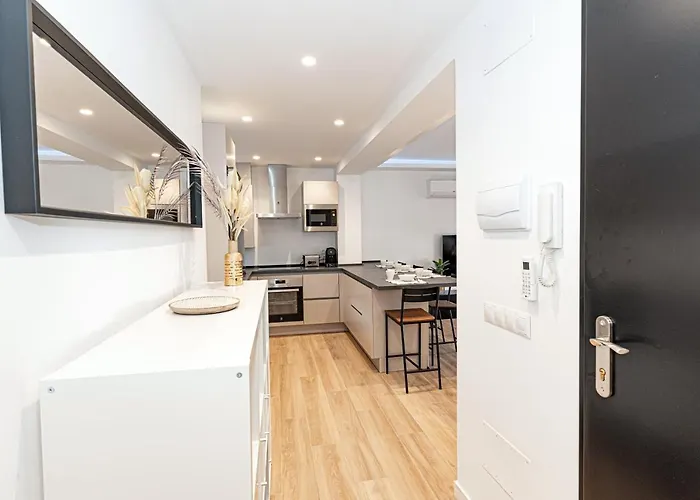 Acogedor En Centro By Rent Me Apartament