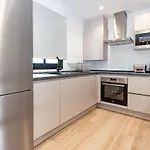 Acogedor En Centro By Rent Me Apartmán Estepona