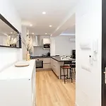 Acogedor En Centro By Rent Me Apartmán
